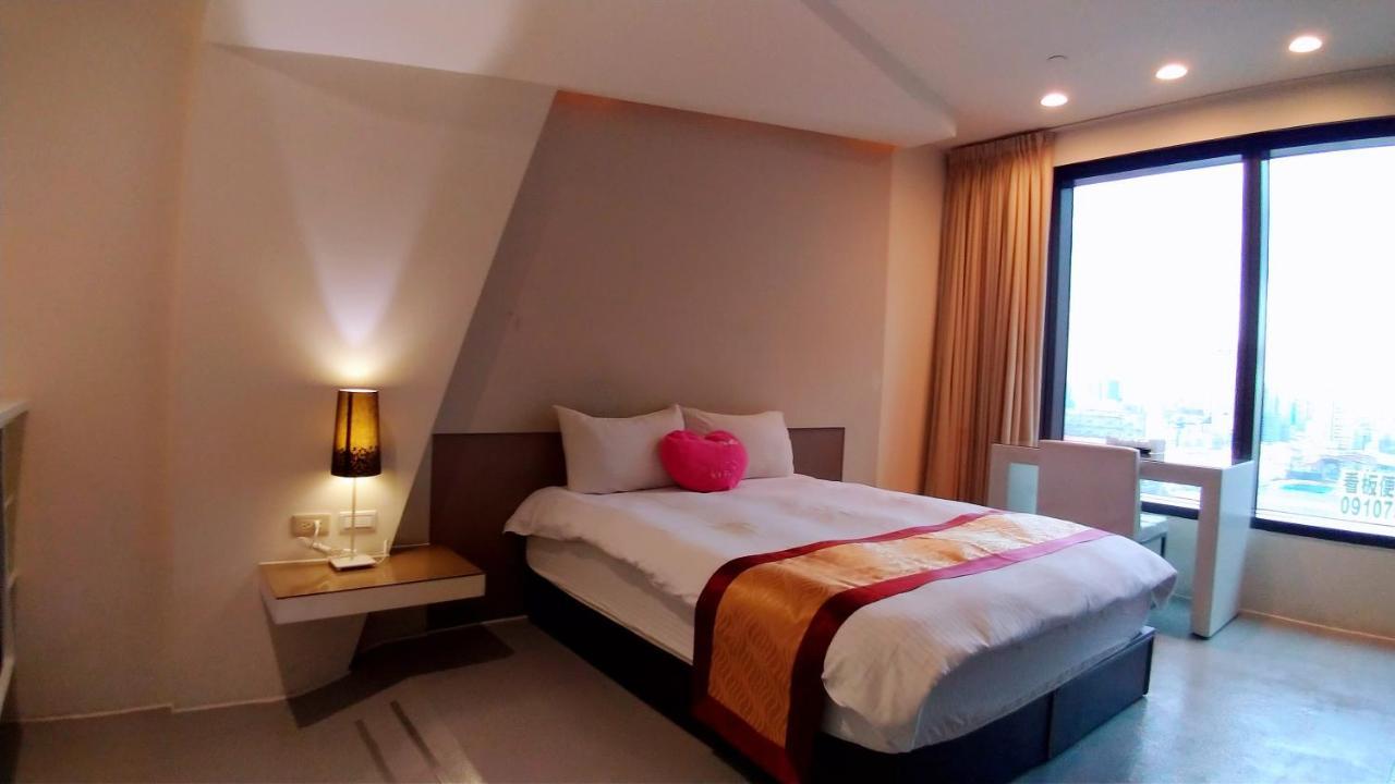 85 Leisurely Hotel Kaohsiung Esterno foto