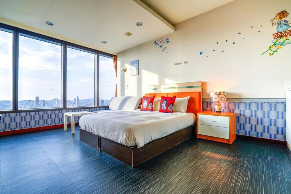 85 Leisurely Hotel Kaohsiung Esterno foto
