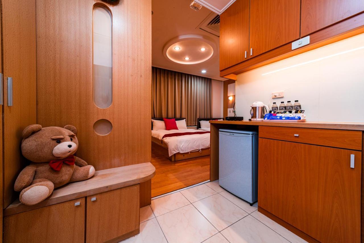 85 Leisurely Hotel Kaohsiung Esterno foto